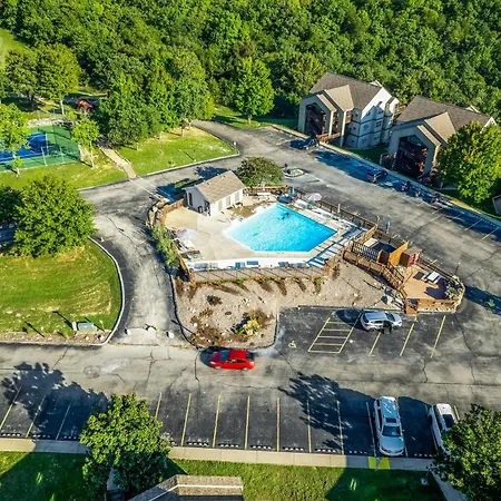 Apartamento Woodpecker Watchtower Branson Exterior foto